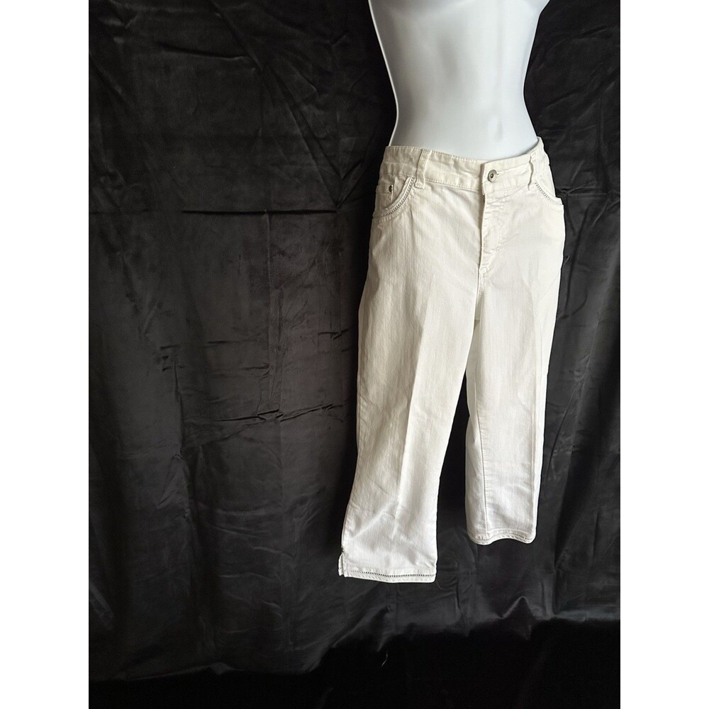 Chico's Platinum White Denim Capri Pant With Decorative Stitching Sz 1.5